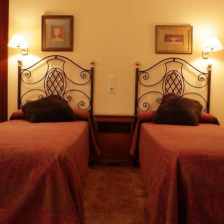 Hotel Los Arcos Villafranca del Cid Kültér fotó