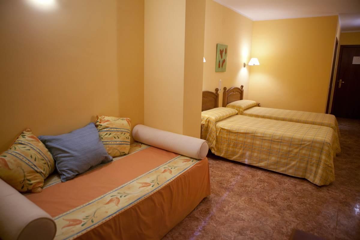 Hotel Los Arcos Villafranca del Cid Kültér fotó
