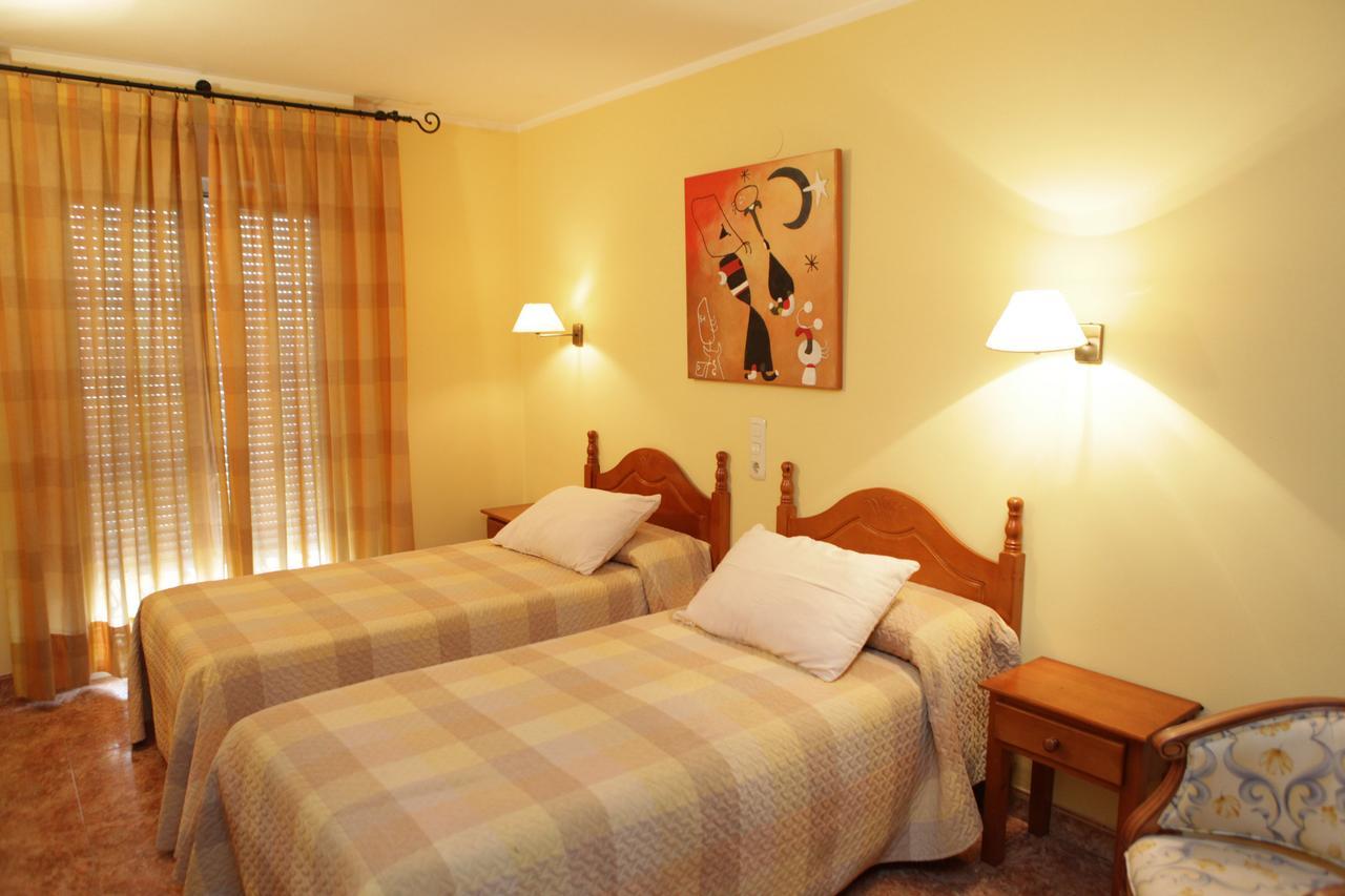 Hotel Los Arcos Villafranca del Cid Kültér fotó