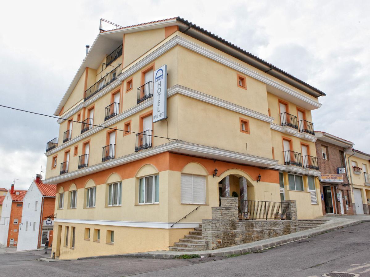 Hotel Los Arcos Villafranca del Cid Kültér fotó